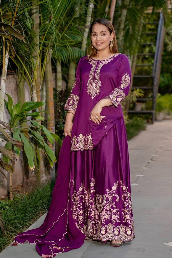 Ivory White Golden Embroidered Anarkali Set with Dupatta