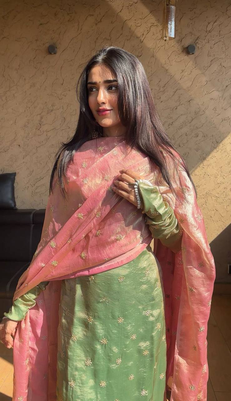 Presenting new Pakistani ready to wear collection with embroidery sequins work top-pant, dupatta