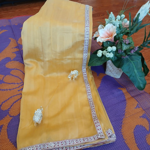 Ta la hi Collections- Elegant Linen silk saree with Red pearl lace border and running blouse- Yellow/Talahi Collections