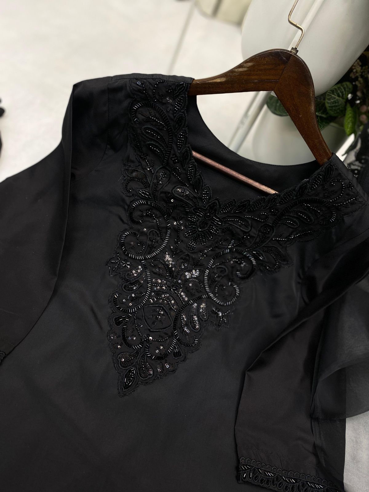 Pakistani Readymade Kurta with palazzo and Dupatta Set Salwar kameez