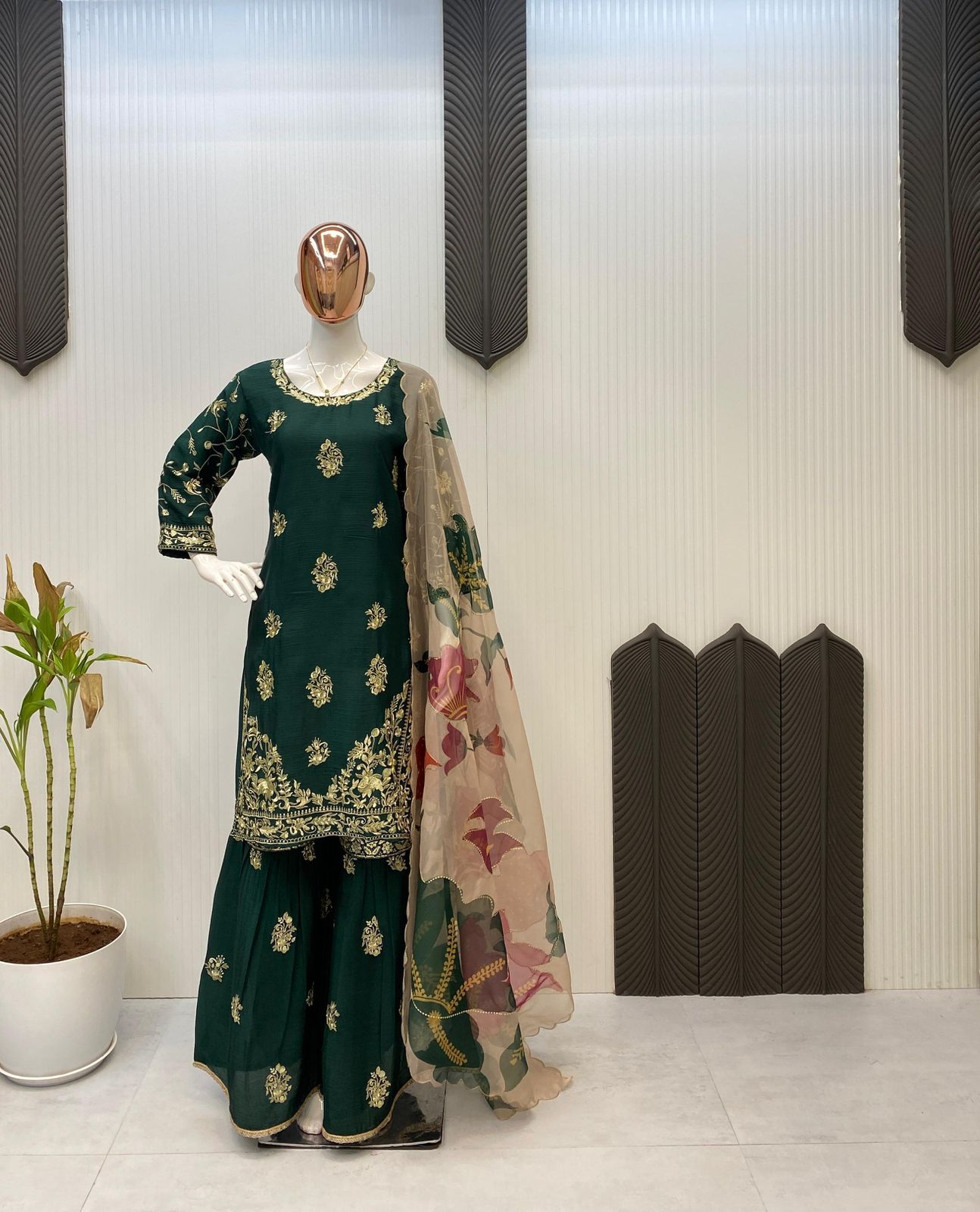 Pakistani Readymade Kurta with palazzo and Dupatta Set Salwar kameez