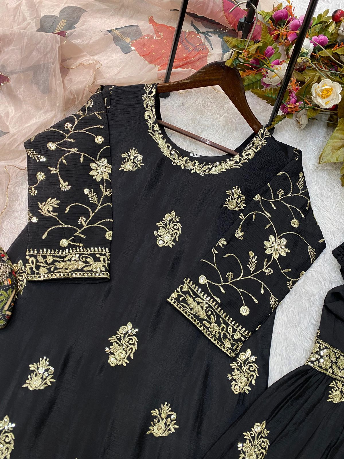 Pakistani Readymade Kurta with palazzo and Dupatta Set Salwar kameez