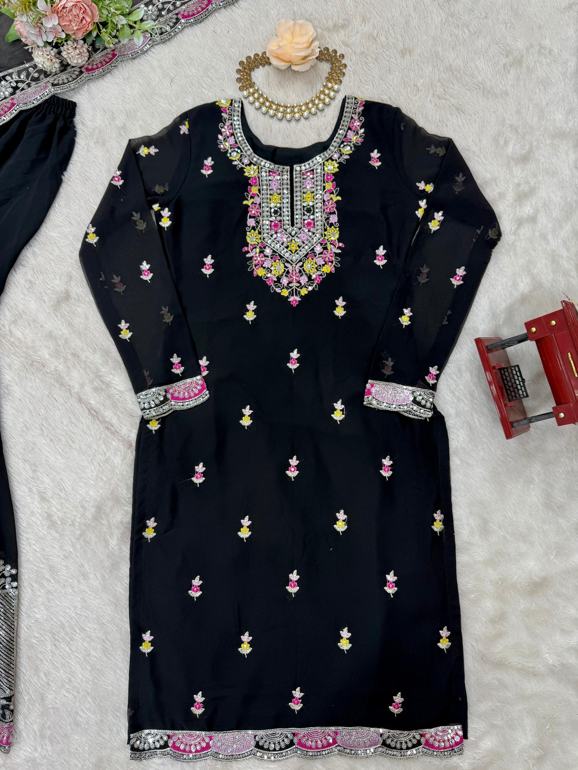 Pakistani Readymade Kurta with palazzo and Dupatta Set Salwar kameez