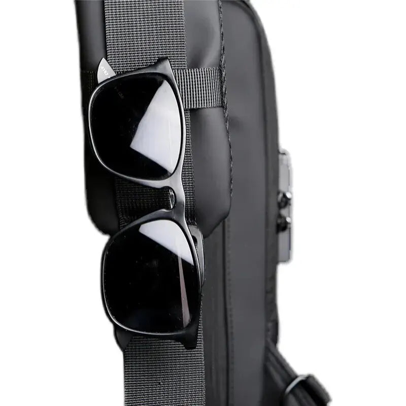 Men Anti Theft Chest Bag Shoulder Bags USB Charging Crossbody Package School Short Trip Messengers Bags Men's Oxfor/Talahi Collections