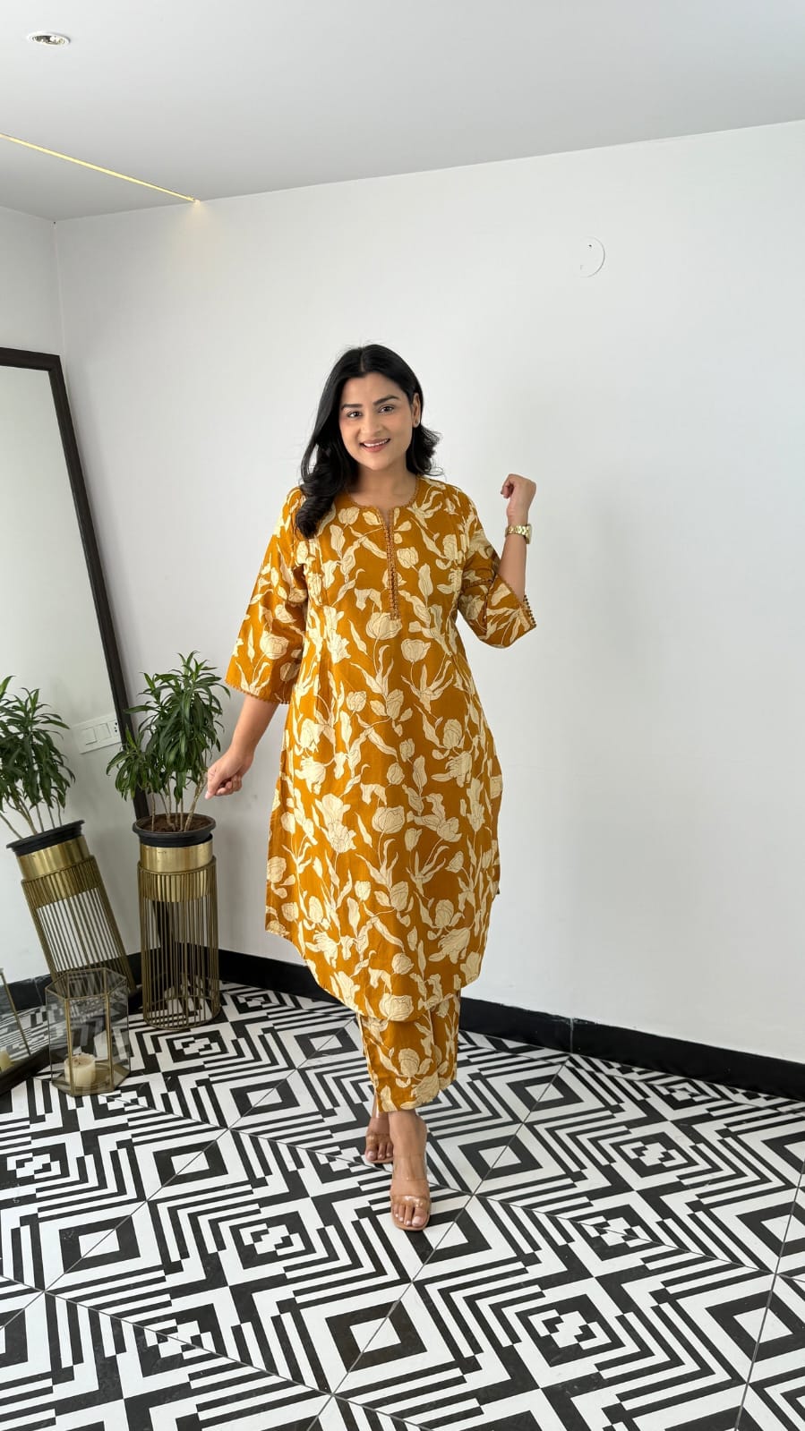 Beautiful Cotton A-line side cut kurta & pant..set