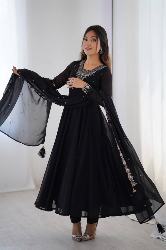 Embroidered Anarkali Suit Set with Dupatta – Available in Royal Purple, Classic Black & Green