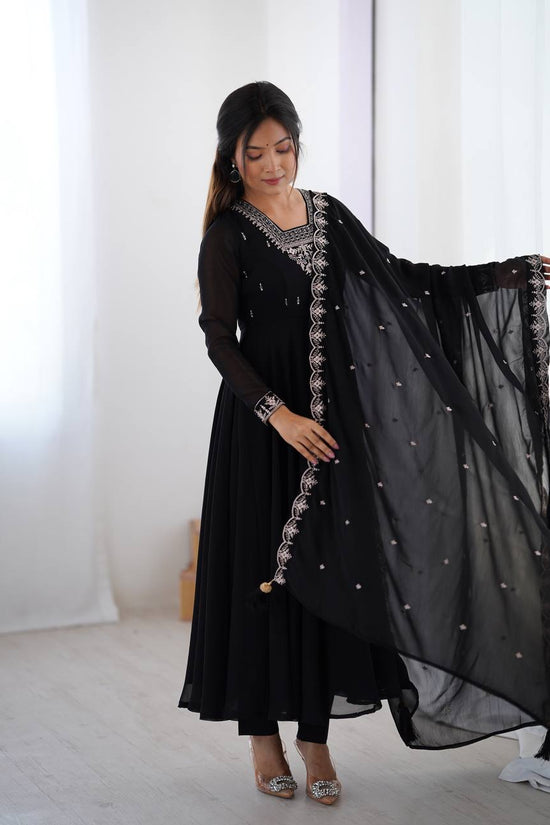 Embroidered Anarkali Suit Set with Dupatta – Available in Royal Purple, Classic Black & Green