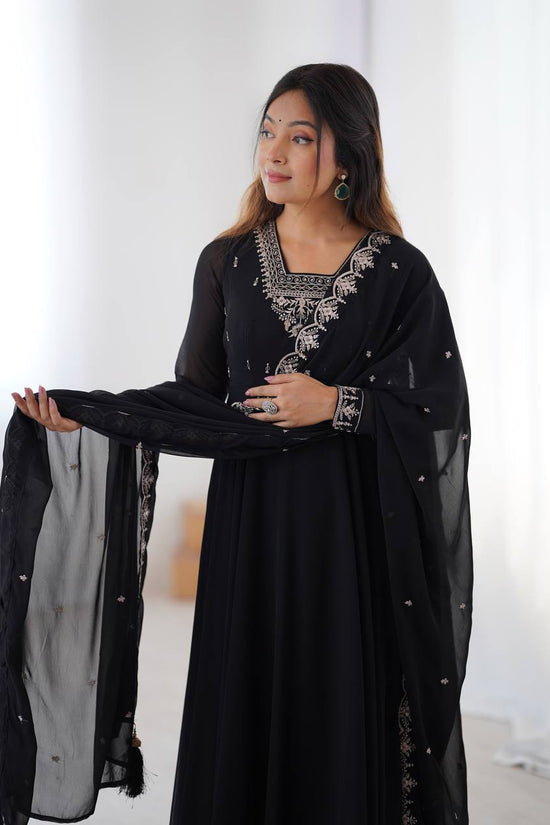 Embroidered Anarkali Suit Set with Dupatta – Available in Royal Purple, Classic Black & Green