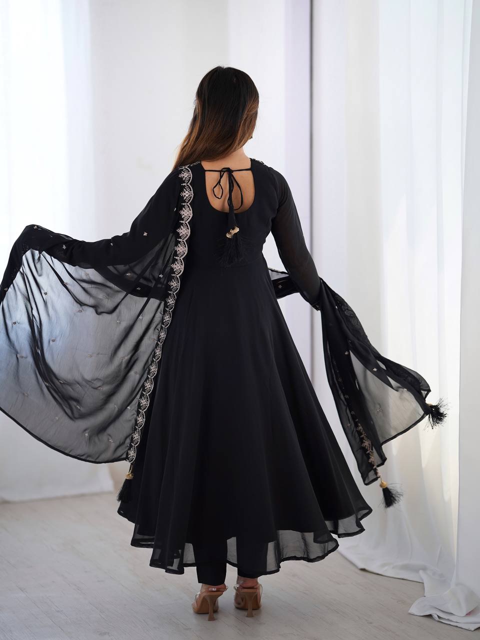 Embroidered Anarkali Suit Set with Dupatta – Available in Royal Purple, Classic Black & Green