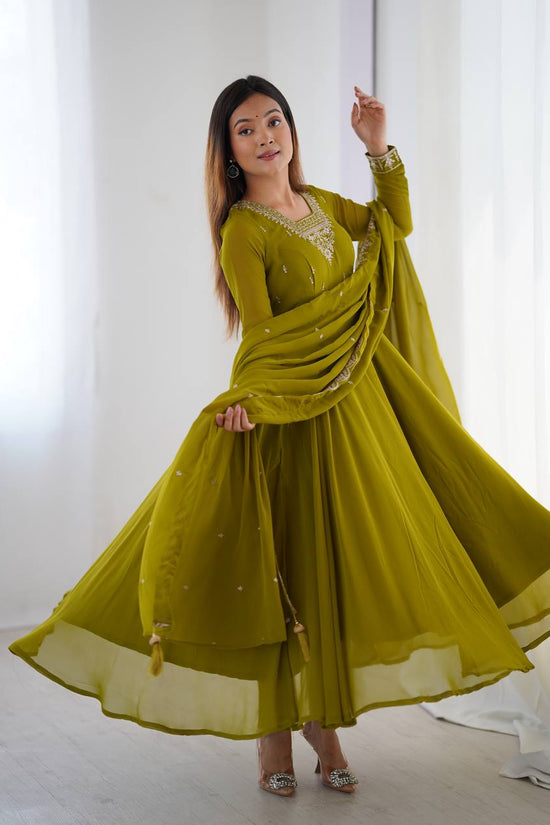 Embroidered Anarkali Suit Set with Dupatta – Available in Royal Purple, Classic Black & Green