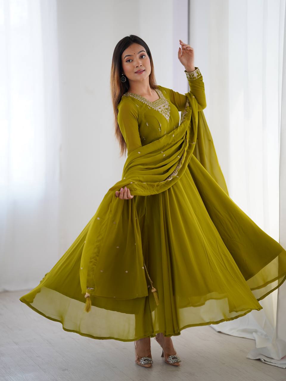 Embroidered Anarkali Suit Set with Dupatta – Available in Royal Purple, Classic Black & Green