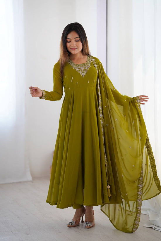 Embroidered Anarkali Suit Set with Dupatta – Available in Royal Purple, Classic Black & Green